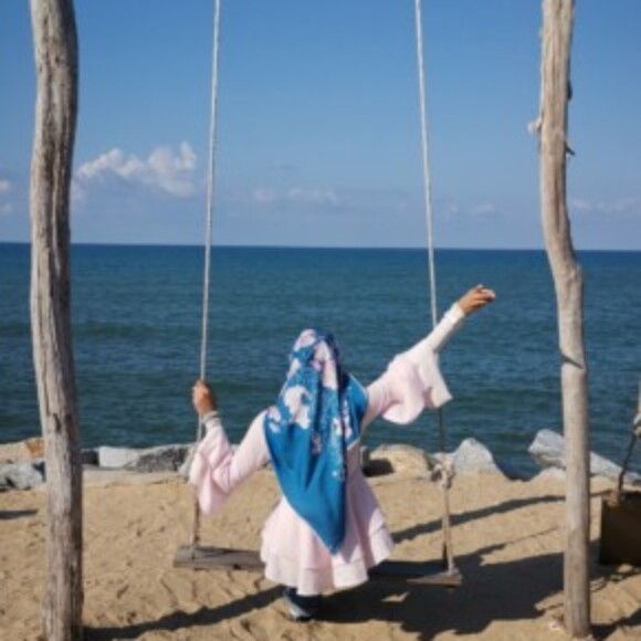 Profile picture of Aisya